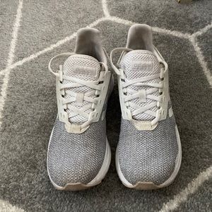 Adidas Duramo 9, Womens size 7
